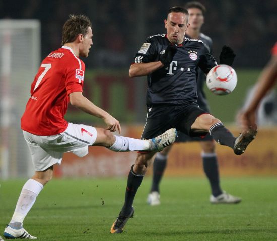 际大赛中展 际大赛中展